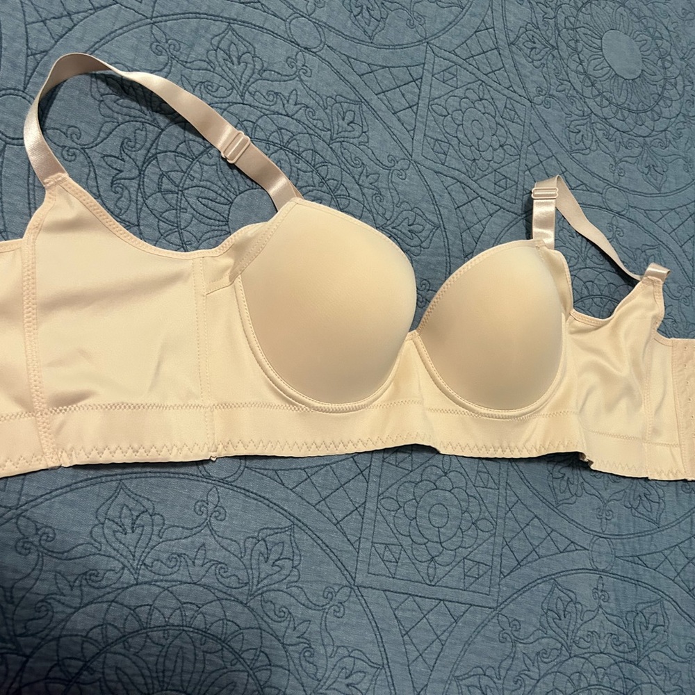 New 36d beige supportive bra